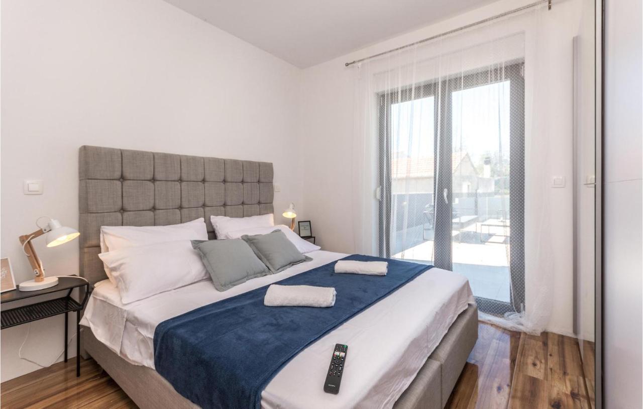 3 Bedroom Beautiful Home In Rastane Donje Donje Rastane Екстериор снимка