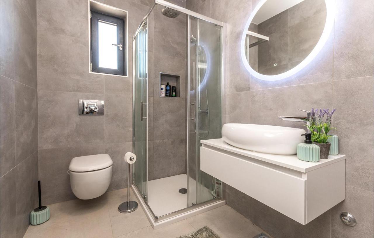 3 Bedroom Beautiful Home In Rastane Donje Donje Rastane Екстериор снимка